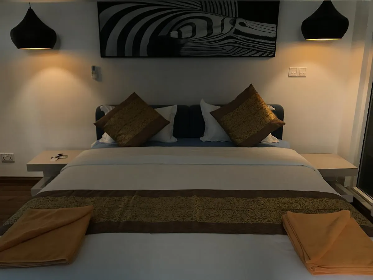 Benny'S City Hotel Сиануквиль 3*,  Камбоджа
