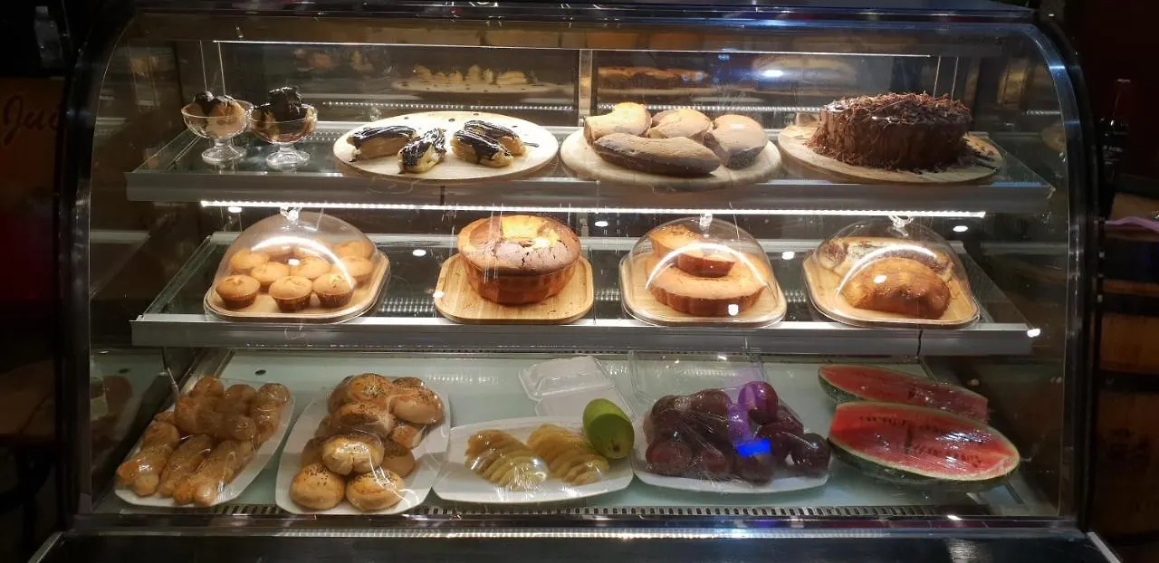 Benny'S City Hotel Сиануквиль 3*,  Камбоджа